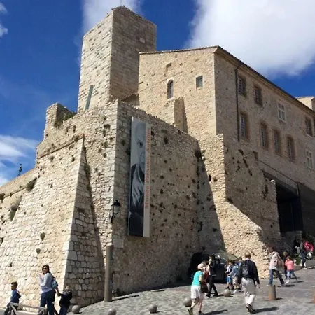 Bijou In Safranier - Old Town Appartement