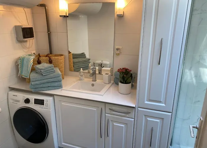 Bijou In Safranier - Old Town Appartement *